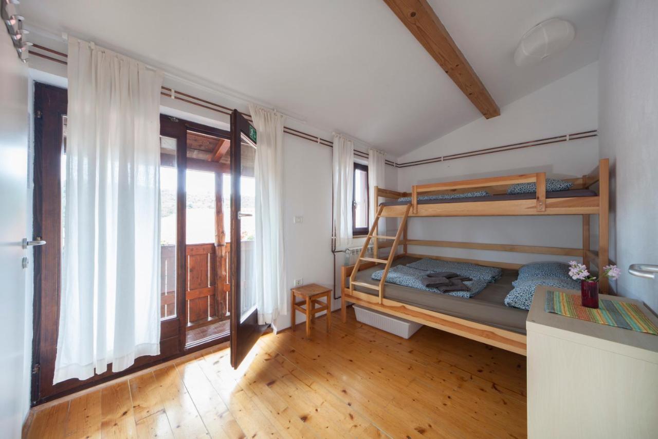Hostel Xaxid Crni Kal Bagian luar foto
