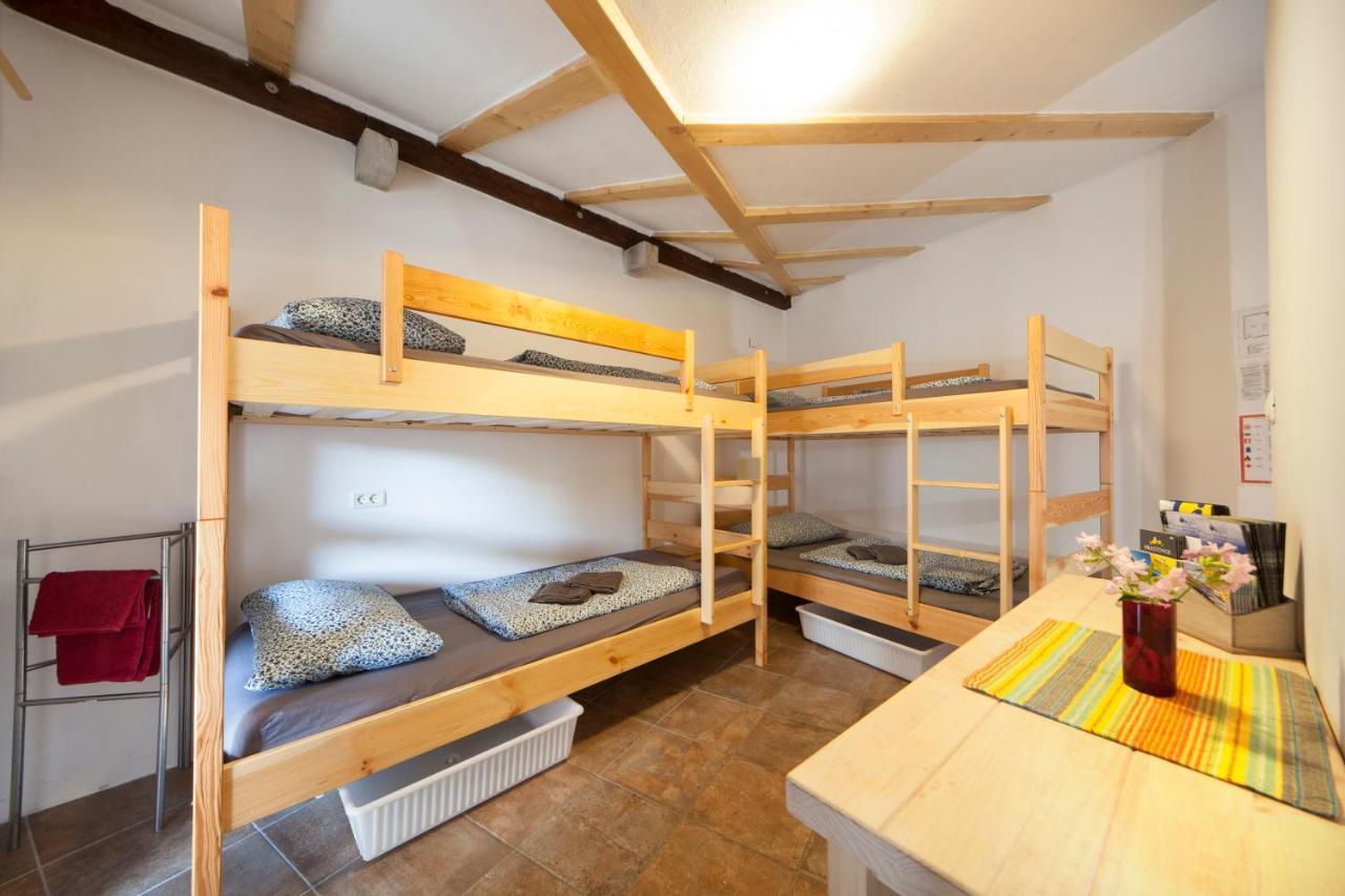 Hostel Xaxid Crni Kal Bagian luar foto